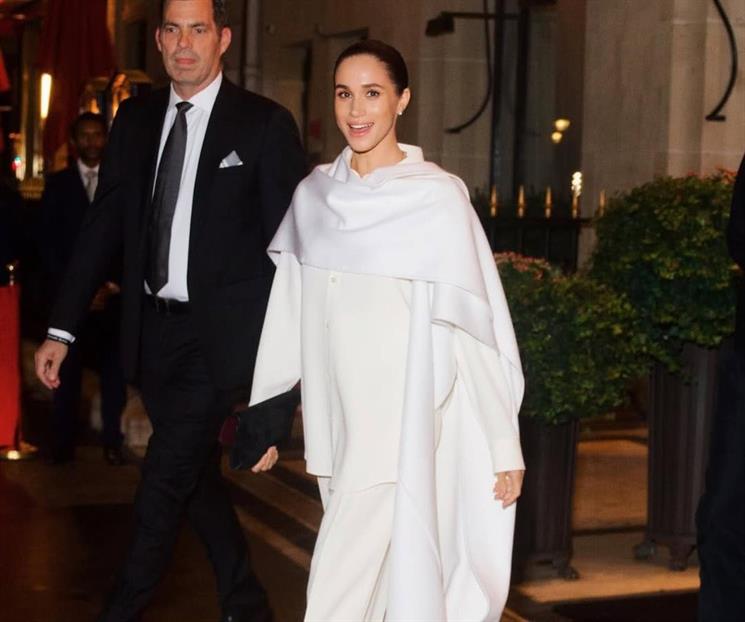 Debuta Meghan Markle en la Semana de la Moda de París Debuta Meghan Markle en la Semana de la Moda de París