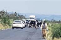 Encuentran cadáver en la Carretera a Colombia, en Salinas Victoria Encuentran cadáver en la Carretera a Colombia, en Salinas Victoria