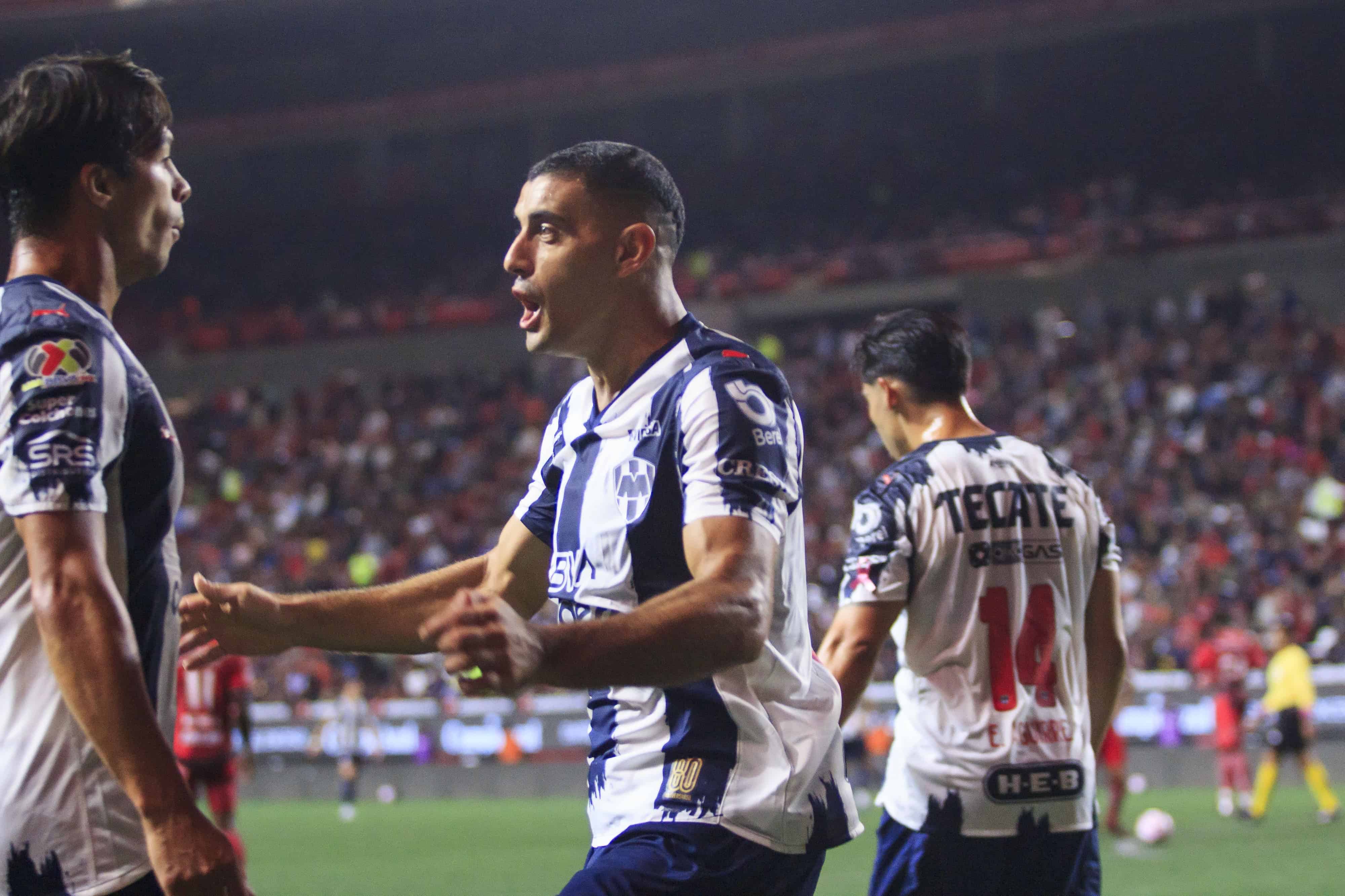 Germán Berterame hace doblete.