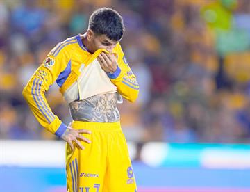 Anda Ángel Correa con pólvora mojada en Tigres