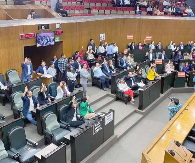 Regresan las confrontaciones al Congreso local Regresan las confrontaciones al Congreso local