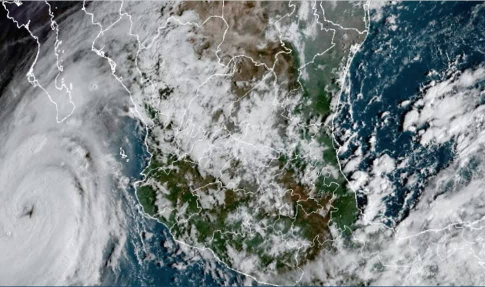 Prevén lluvias fuertes y cierre de puertos por Huracán Priscilla Prevén lluvias fuertes y cierre de puertos por Huracán Priscilla