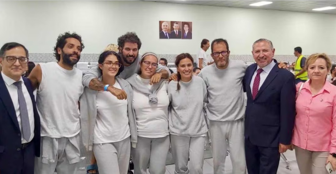 Salen de Israel mexicanos; los trasladan a Jordania Salen de Israel mexicanos; los trasladan a Jordania