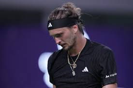 Eliminan a Zverev en Shanghai Eliminan a Zverev en Shanghai