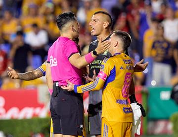 Viven Tigres una crisis de penales en contra 