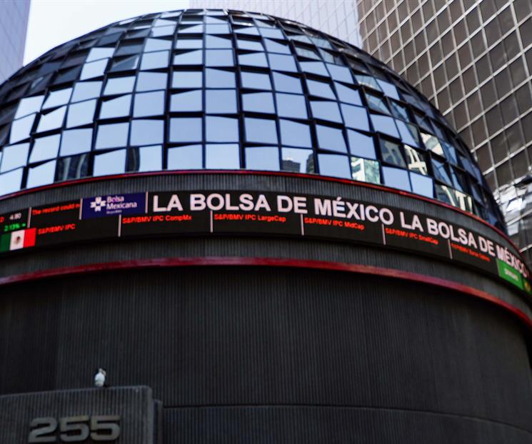 Peso cae frente al dólar ante inquietud por cierre de gobierno en EU Peso cae frente al dólar ante inquietud por cierre de gobierno en EU