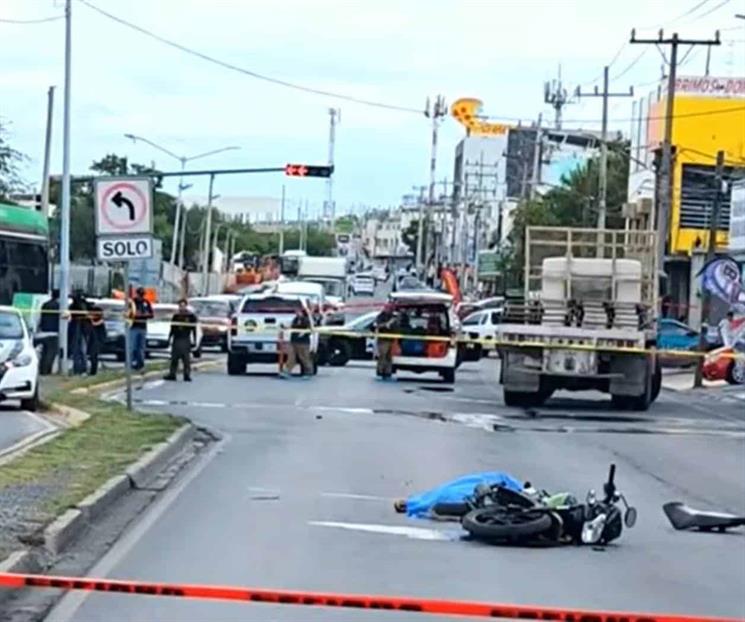 Pierde la vida tras chocar en su moto Pierde la vida tras chocar en su moto