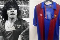 Será subastada playera rota de Maradona 