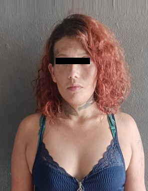 Asaltan tienda y los detienen Asaltan tienda y los detienen