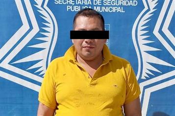 Acuchilla a su vecino