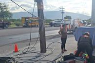 Cae sobre empleado estructura de concreto