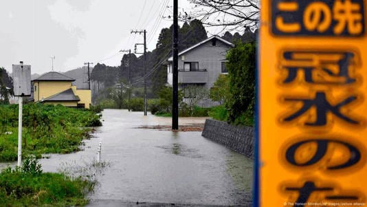 Activan alerta máxima en islas de Japón Activan alerta máxima en islas de Japón
