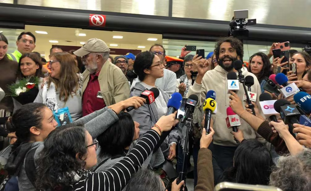 Llegan los mexicanos de la Flotilla Global Sumud detenidos en Israel