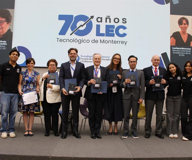 Celebra Tec de Monterrey los 70 años de Licenciatura de Economía