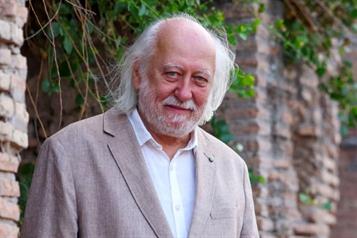 Húngaro Krasznahorkai gana el Premio Nobel de Literatura