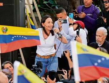 Premian a  María Corina Machado con Nobel de la paz