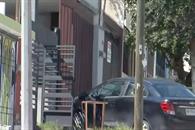 Balean pistoleros casa en Colinas de Valle Verde