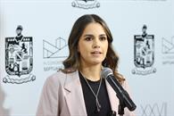 Defienden trabajo de Adrián de la Garza Defienden trabajo de Adrián de la Garza