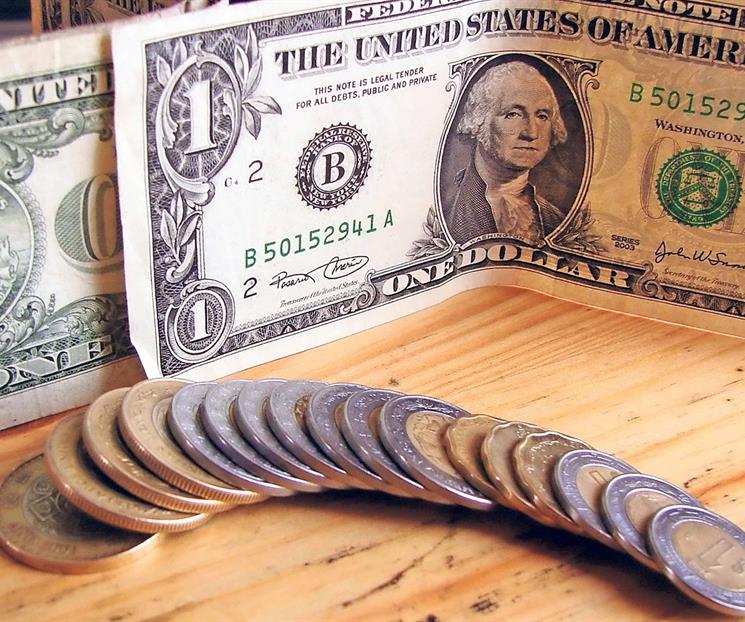 Dólar abre la semana en 18.49 pesos Dólar abre la semana en 18.49 pesos