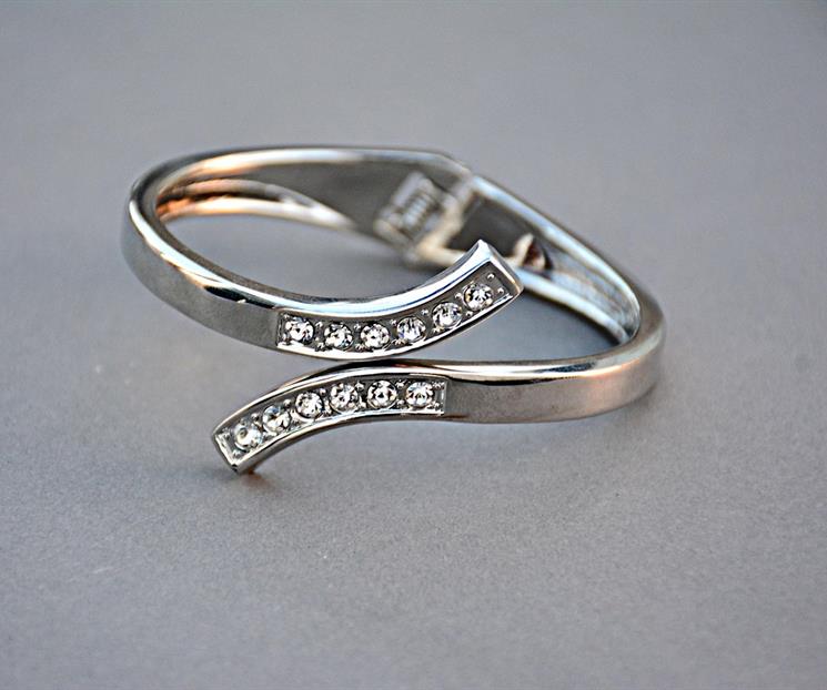¿Cómo limpiar y darle brillo a la joyería de plata sin dañarla? ¿Cómo limpiar y darle brillo a la joyería de plata sin dañarla?