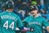 Pegan Marineros y se adelantan en la Serie de Campeonato Pegan Marineros y se adelantan en la Serie de Campeonato