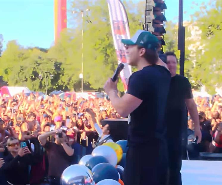 Celebra Aldo De Nigris con fans en Monterrey Celebra Aldo De Nigris con fans en Monterrey