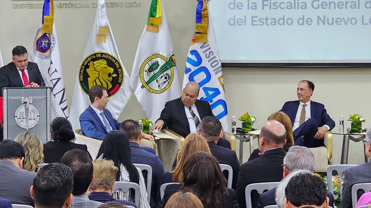 Presenta FGJ su nueva Política de Persecución Penal Presenta FGJ su nueva Política de Persecución Penal