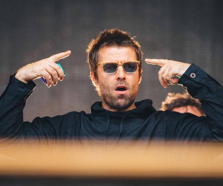 Se convierte Liam Gallagher en abuelo mientras enfrenta demanda
