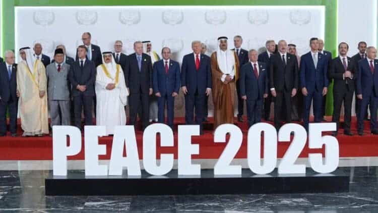 Sellan desde Egipto el acuerdo de paz en Gaza Trump y aliados árabe