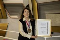 Premian a profesora por inspirar la pasión por ciencia y tecnología Premian a profesora por inspirar la pasión por ciencia y tecnología