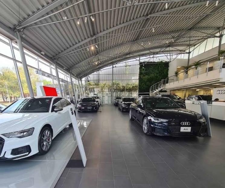 Roban $173 mil a agencia de autos Roban $173 mil a agencia de autos