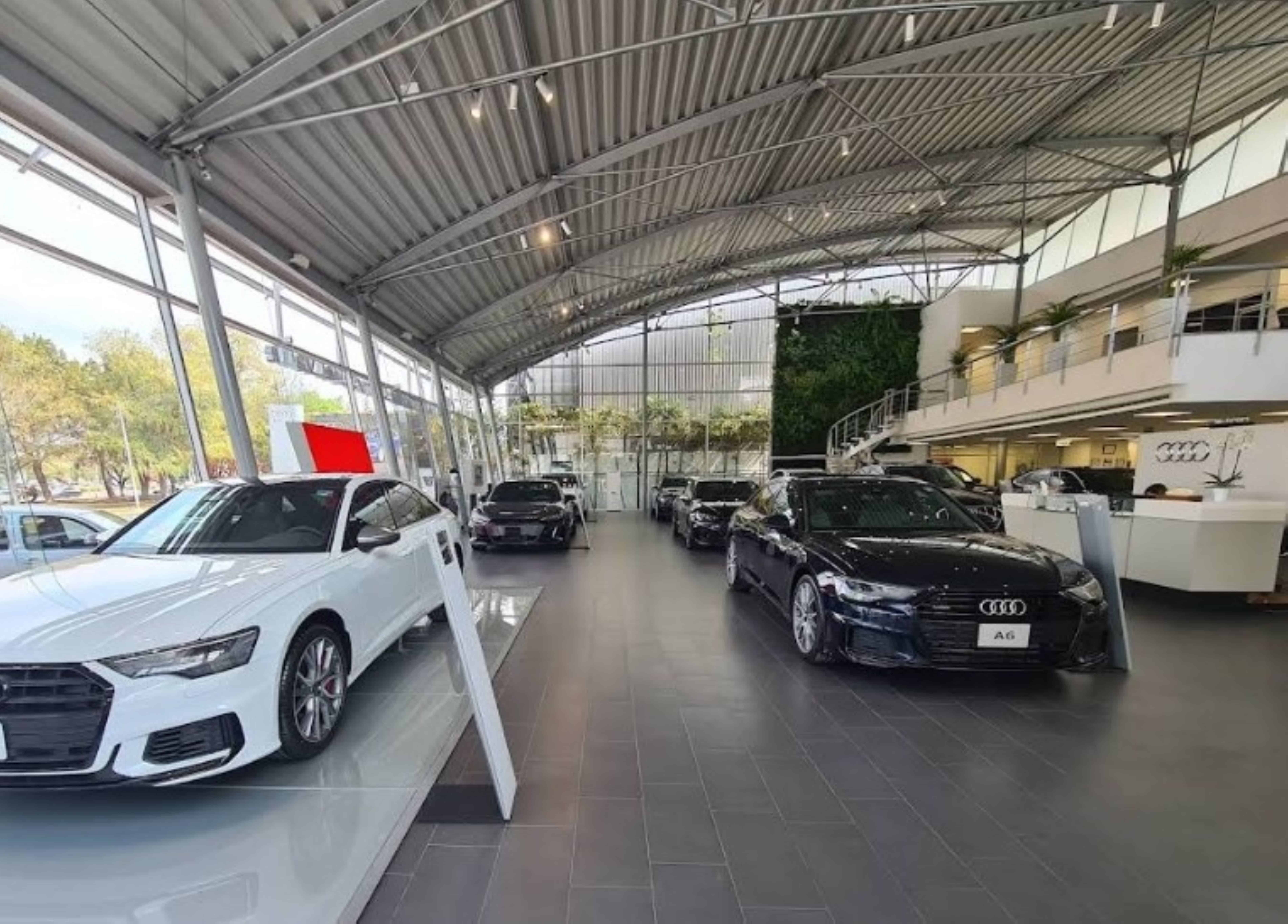 La Fiscalía General de Justicia del Estado, indaga el robo de 173 mil pesos, por medio de un  fraude telefónico, realizado a una agencia de autos, ubicada en el municipio de San Pedro.
