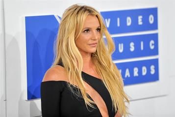 Britney Spears fue vista por sus hijos con cuchillo, dice su ex
