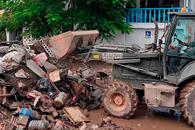 Dona CNDH 70 millones de pesos para damnificados por lluvias Dona CNDH 70 millones de pesos para damnificados por lluvias