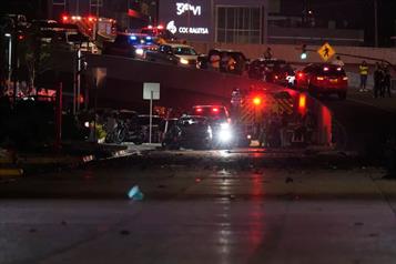 Reportan dos explosiones en puentes de Ecuador