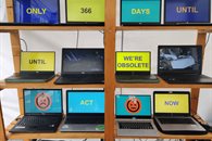 Activistas protestan contra la muerte de Windows 10