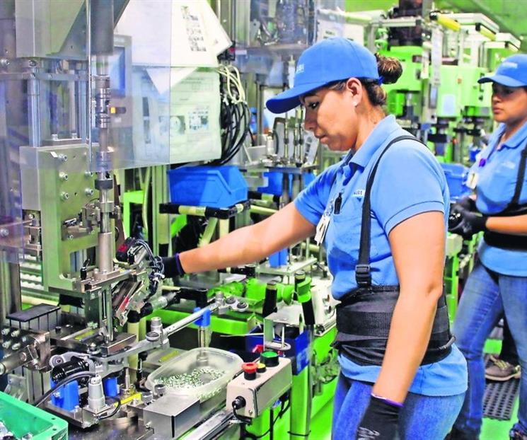 Retrocede producción y empleo manufacturero en México durante agosto Retrocede producción y empleo manufacturero en México durante agosto