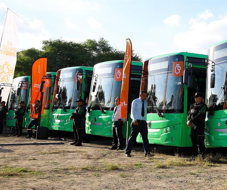 Entrega Estado otros 20 camiones; son para la Ruta 20 Entrega Estado otros 20 camiones; son para la Ruta 20