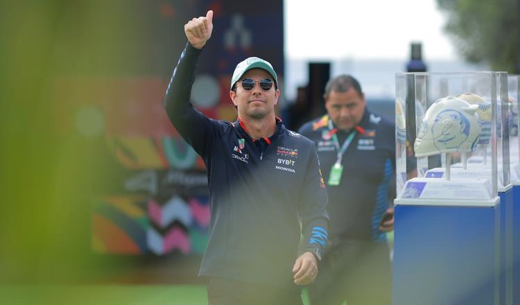 Empieza Checo a exigir en Cadillac Empieza Checo a exigir en Cadillac