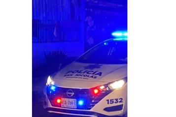 Intenta incendiar su casa con familia dentro y resulta lesionado