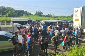 Condenan a 8 años de prisión a dos traficantes de migrantes