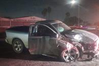 Deja choque de camionetas dos lesionados Deja choque de camionetas dos lesionados