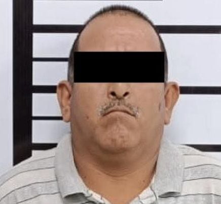 Elementos de la Secretaría de Seguridad Pública y Vialidad de Santiago, detuvieron a un hombre que realizó tocamientos a una pasajera en un autobús intermunicipal, que circulaba sobre la Carretera Nacional.