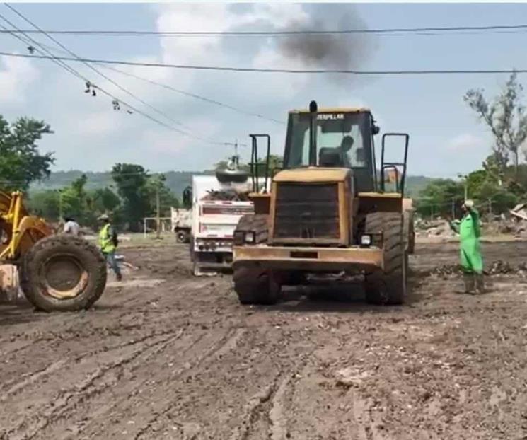 Restablecen caminos al norte de Veracruz tras las lluvias Restablecen caminos al norte de Veracruz tras las lluvias
