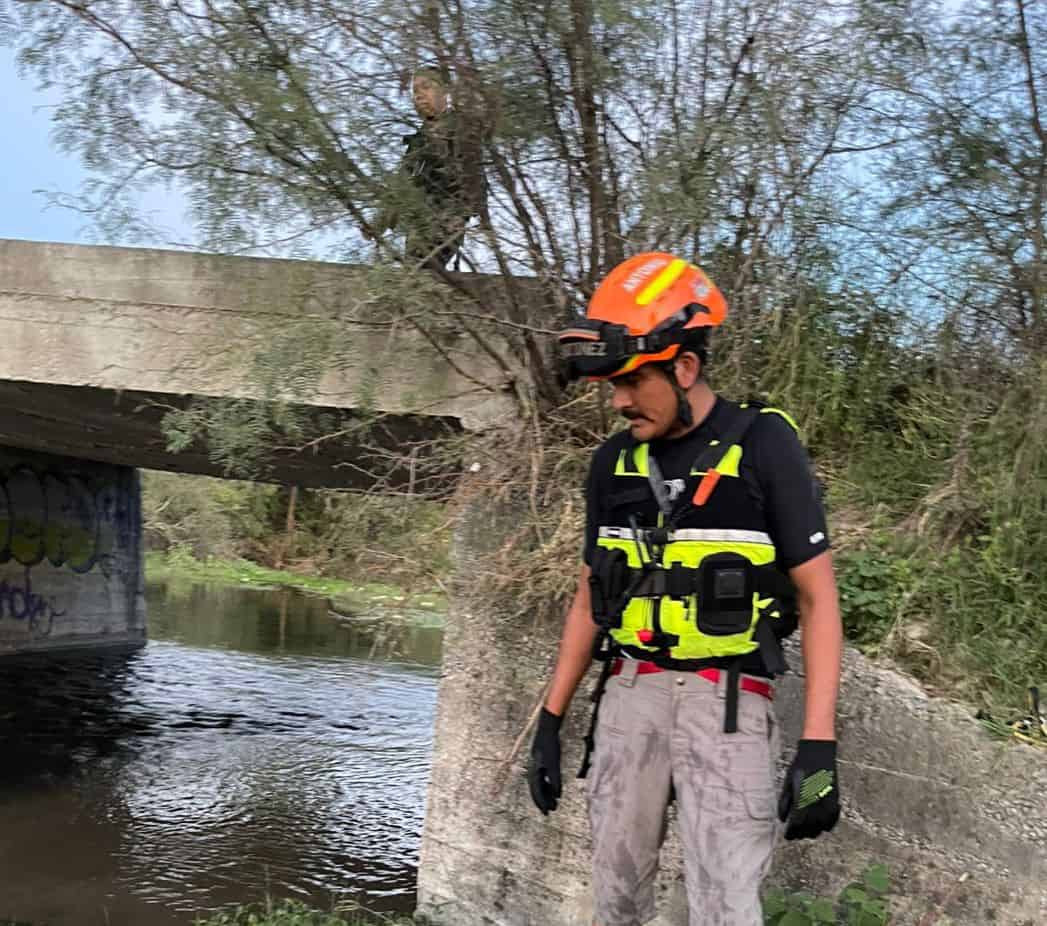 Luego de ingresar a un arroyo a nadar, un hombre pereció ahogado y su cuerpo fue localizado al fondo del arroyo, en Higueras.