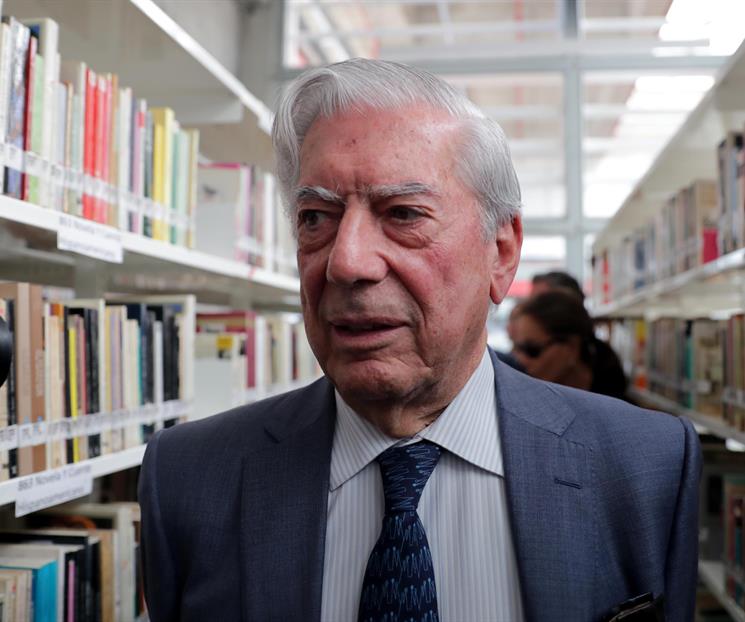Enrique Krauze abre homenaje de Letras libres a Mario Vargas Llosa Enrique Krauze abre homenaje de Letras libres a Mario Vargas Llosa