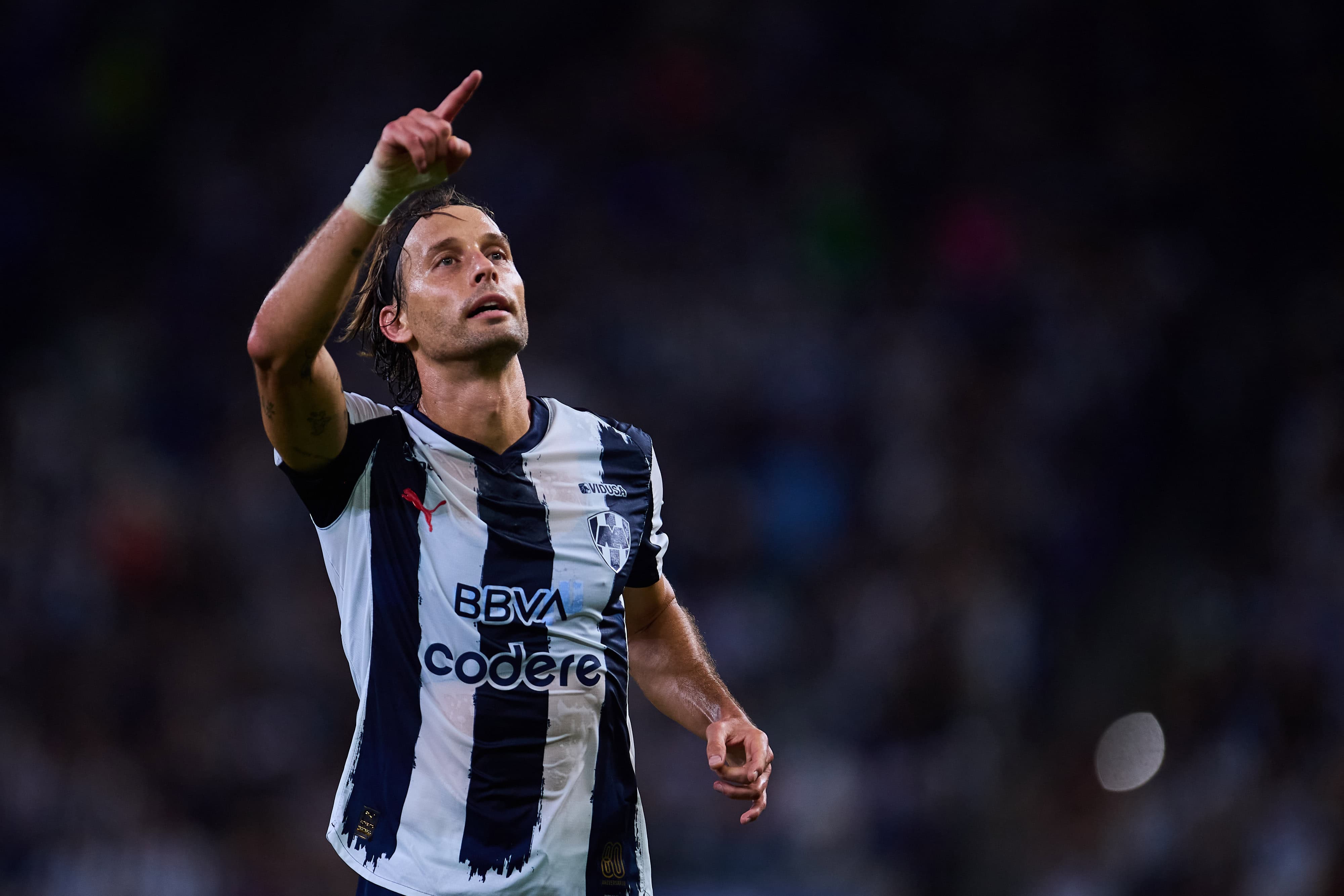 Sergio Canales hace el 2-0.