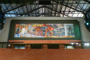 Concluyen restauración de la "Alegoría de la Producción"