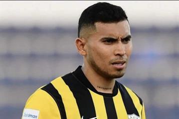 Gana el AEK en la Conference con asistencias de Orbelín Pineda