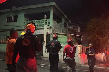 Mueren gemelos de 4 años en incendio